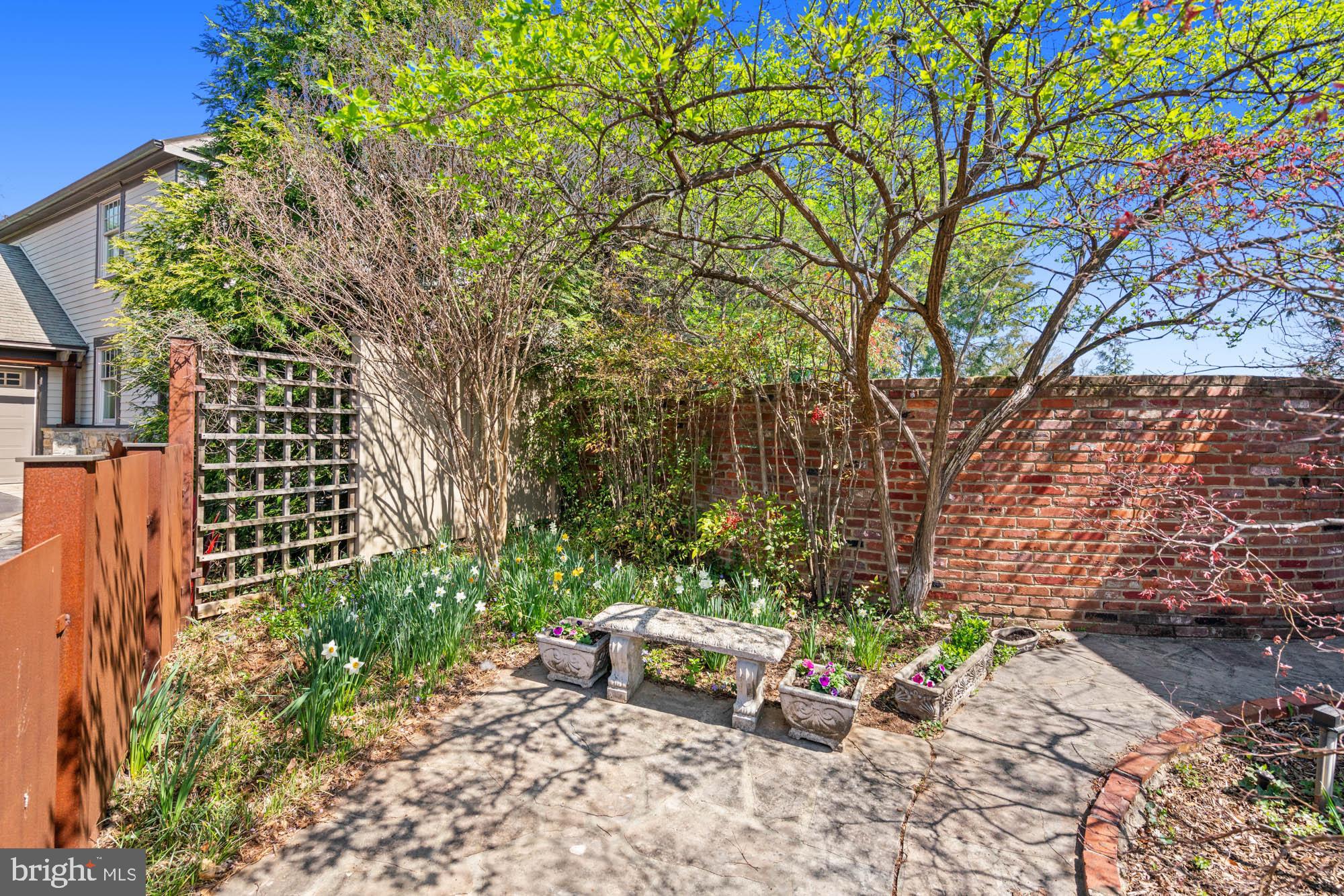 PT BETHESDA OUT RES 1 - Residential