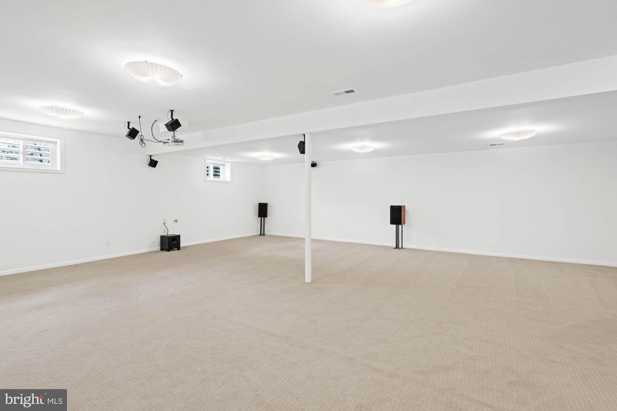 PT BETHESDA OUT RES 1 - Residential