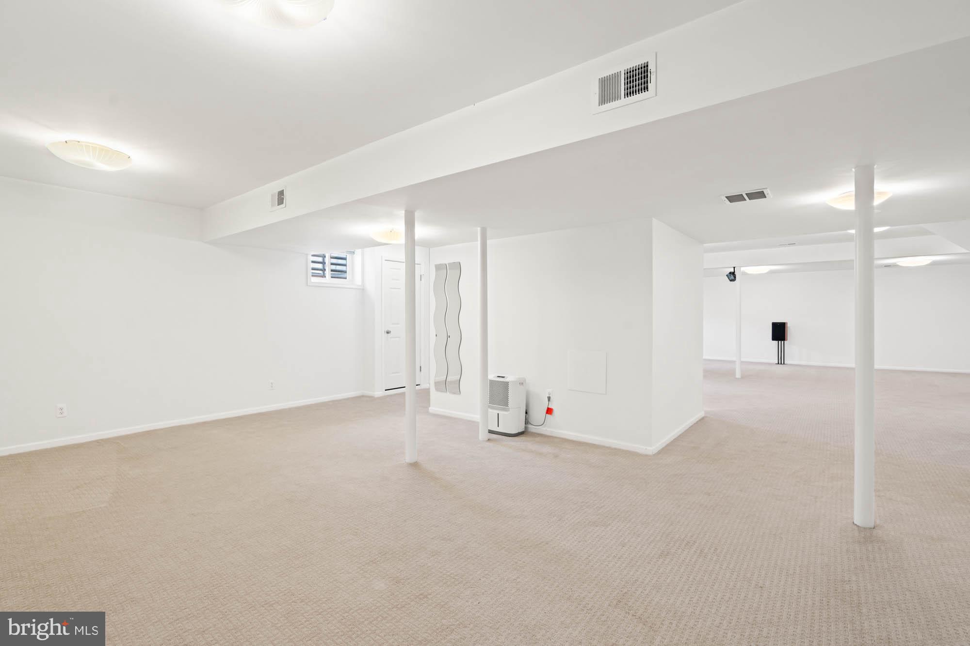 PT BETHESDA OUT RES 1 - Residential