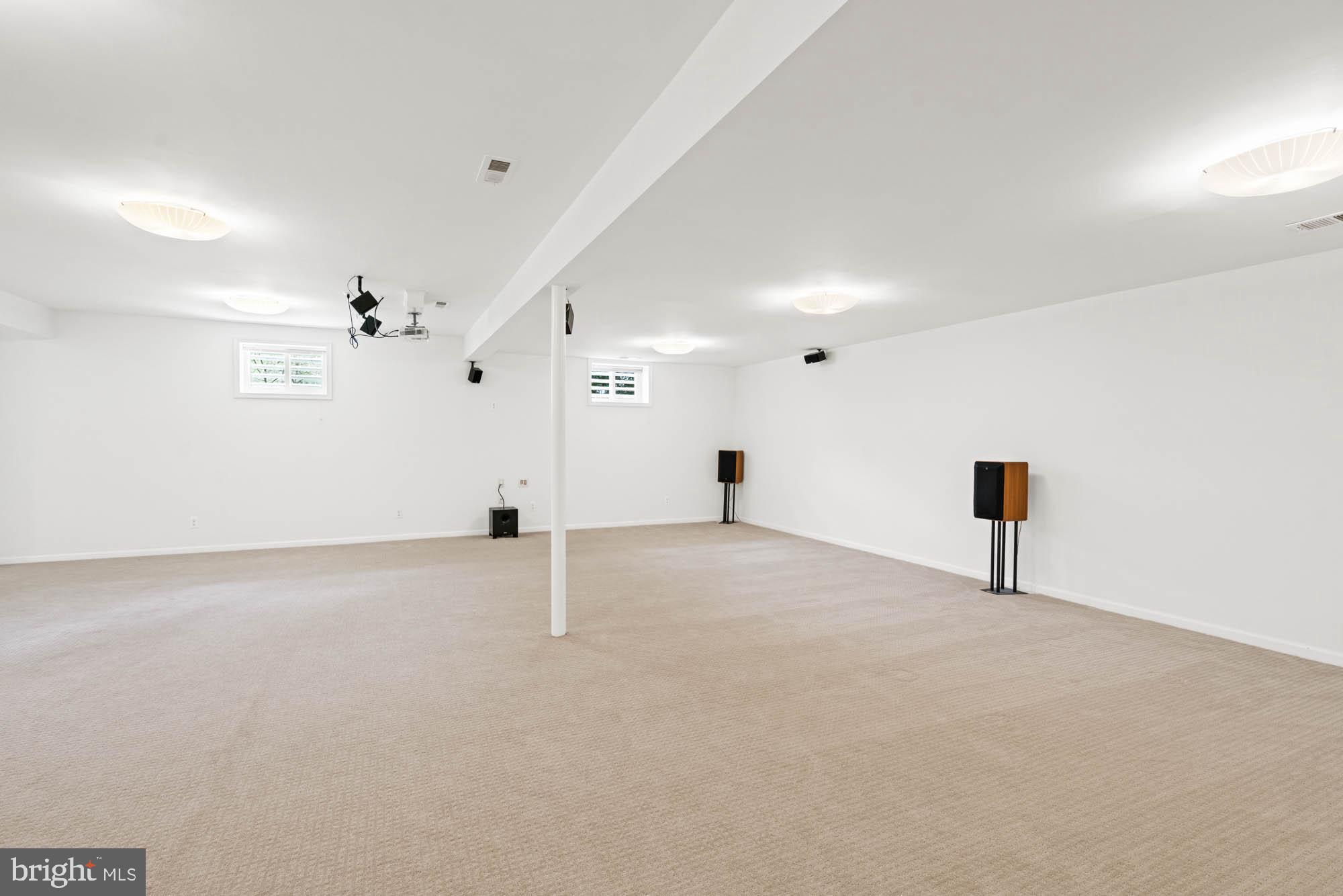 PT BETHESDA OUT RES 1 - Residential