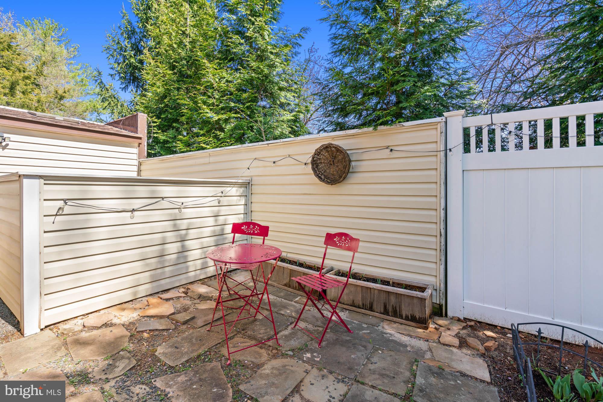 PT BETHESDA OUT RES 1 - Residential