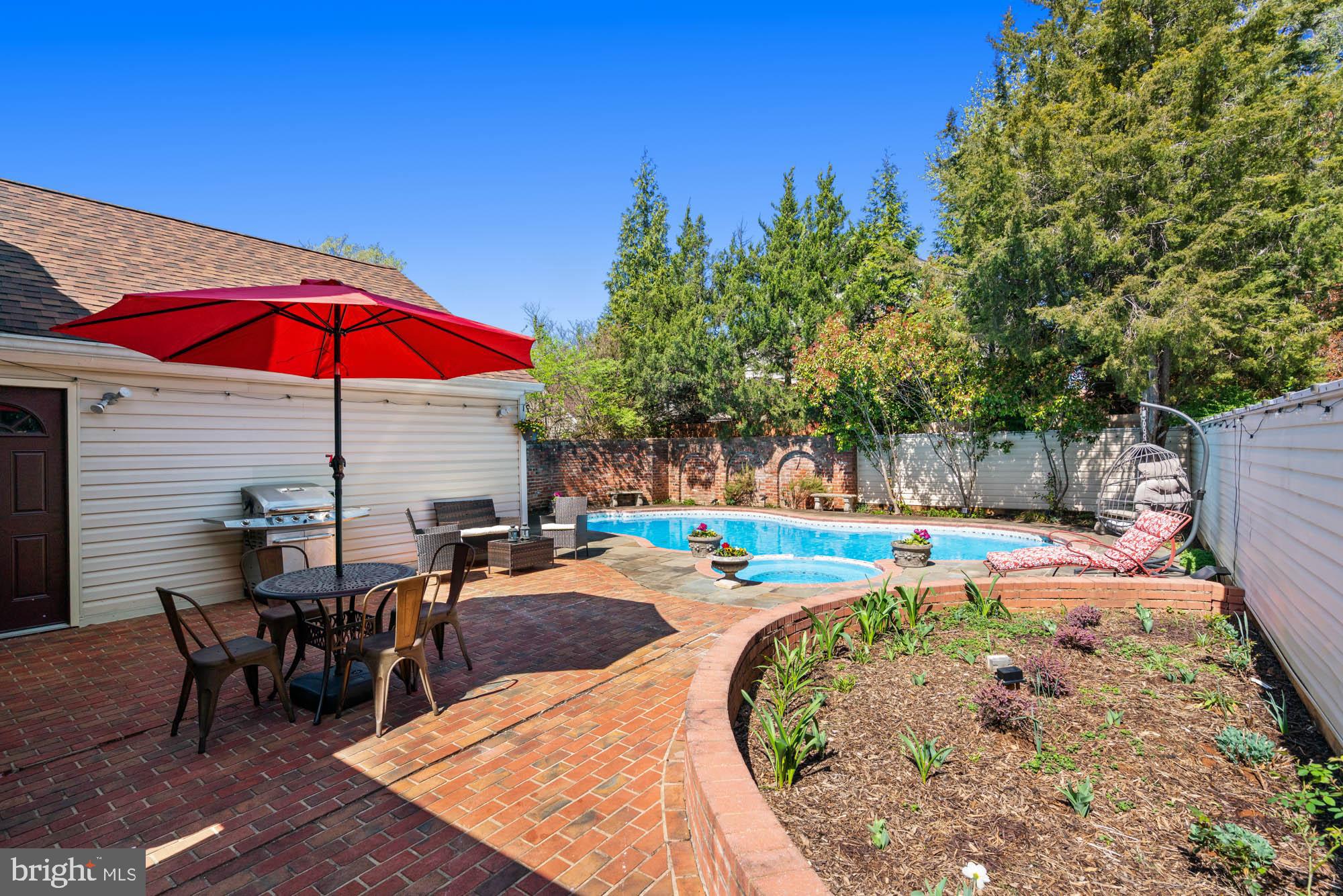 PT BETHESDA OUT RES 1 - Residential