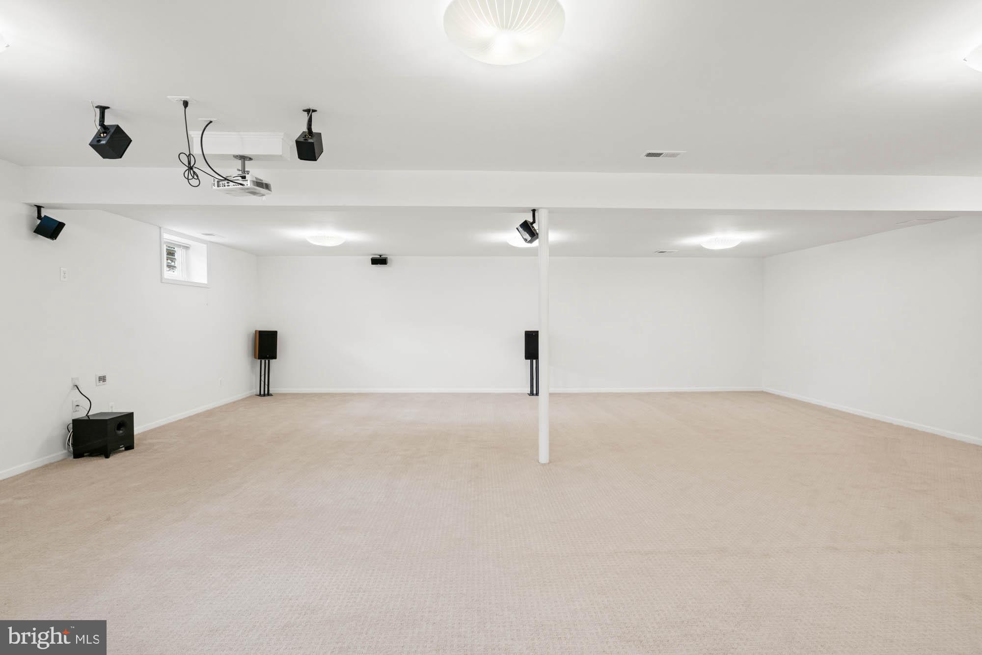 PT BETHESDA OUT RES 1 - Residential