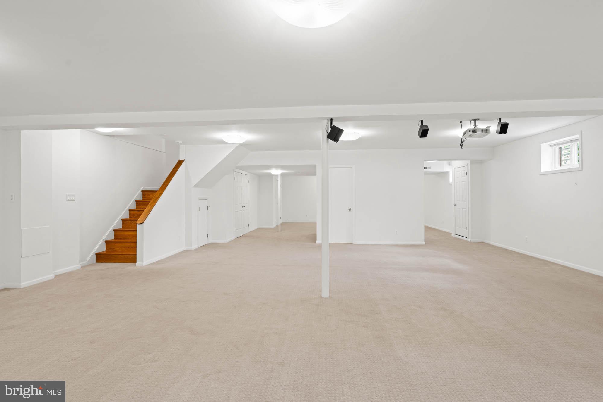 PT BETHESDA OUT RES 1 - Residential