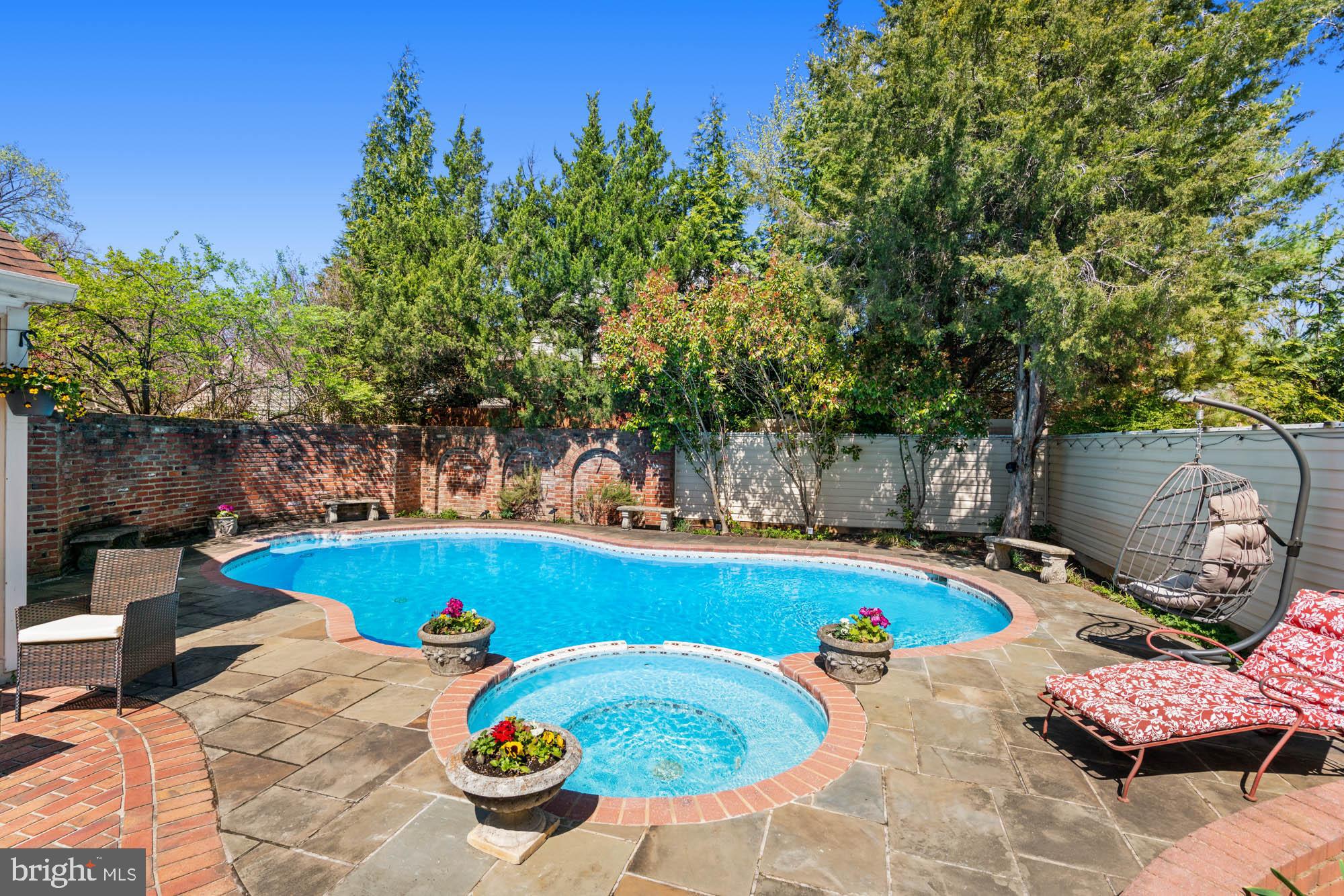 PT BETHESDA OUT RES 1 - Residential