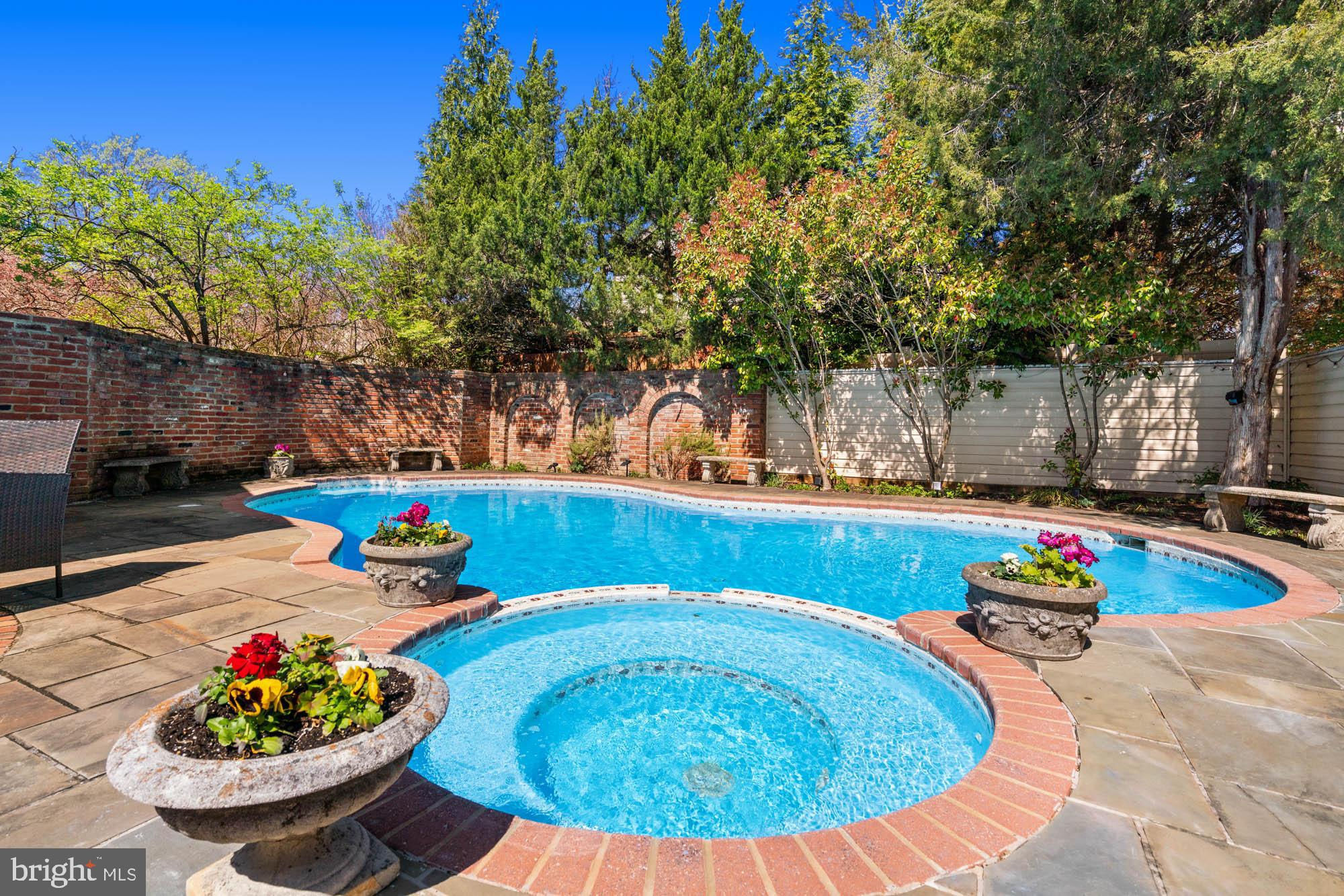 PT BETHESDA OUT RES 1 - Residential