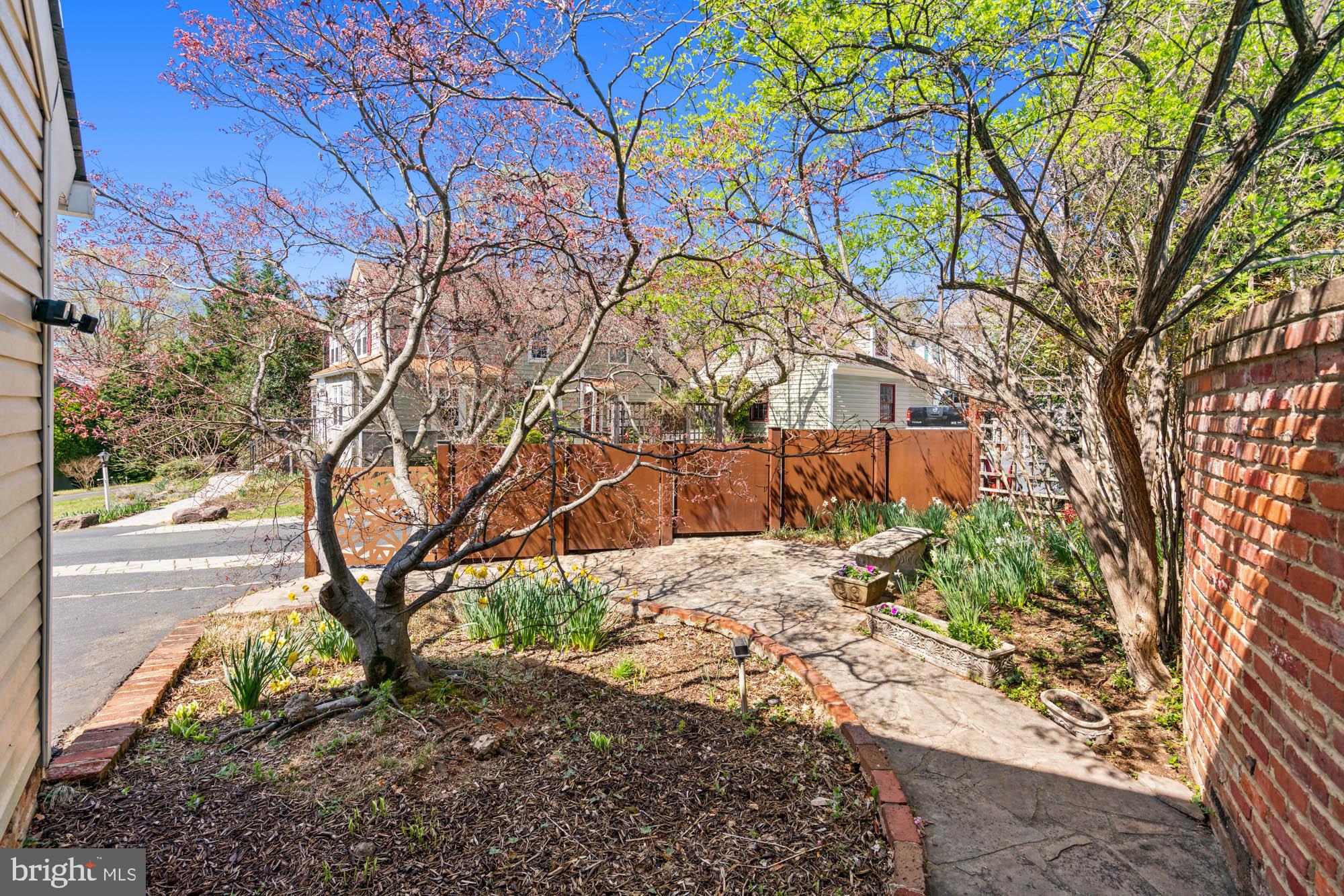 PT BETHESDA OUT RES 1 - Residential