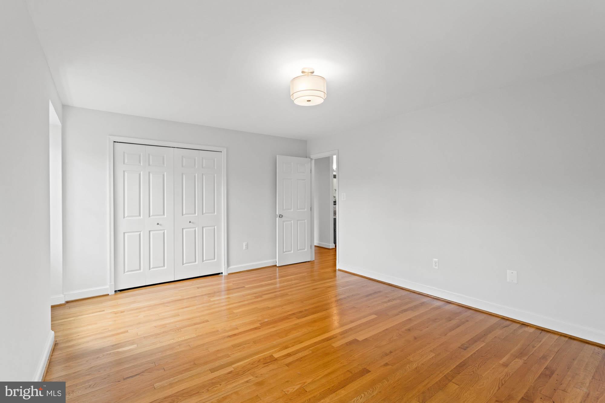 PT BETHESDA OUT RES 1 - Residential