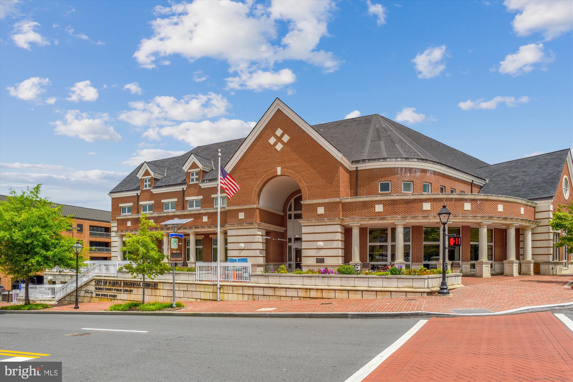 HERITAGE MANOR - Residential Lease