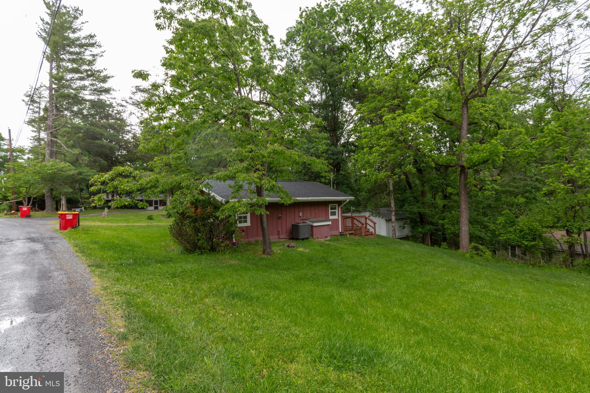 KEYES FERRY ACRES - Residential Lease