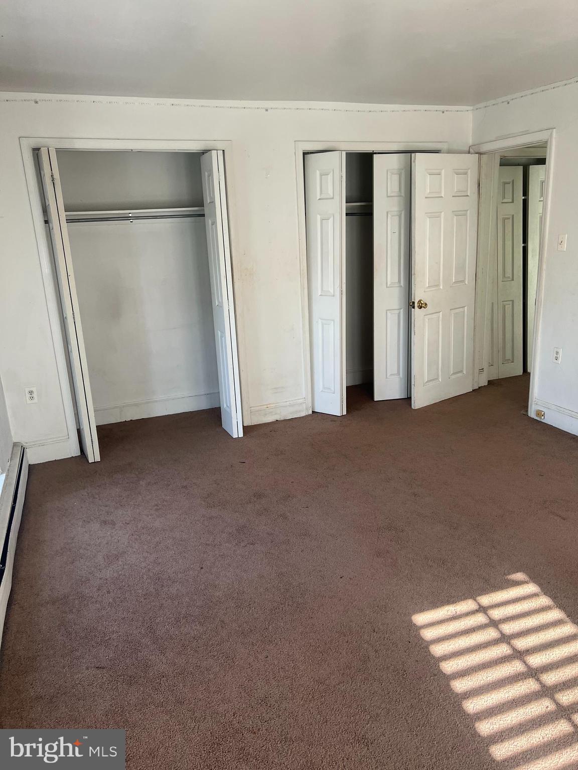 GERMANTOWN - Commercial Sale