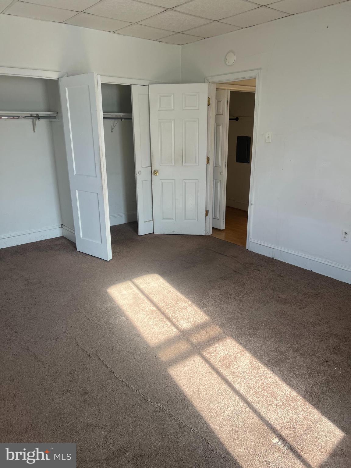 GERMANTOWN - Commercial Sale