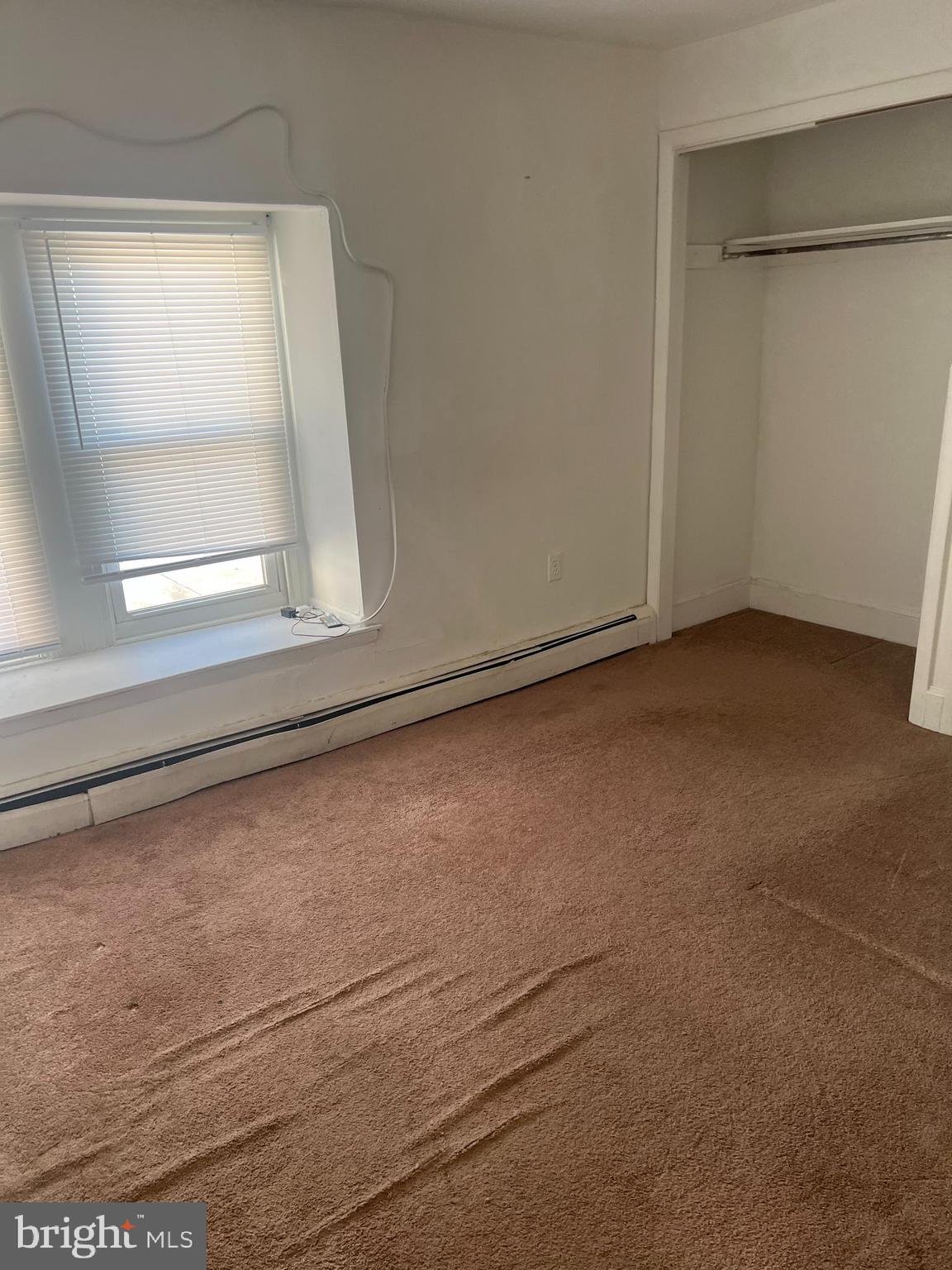 GERMANTOWN - Commercial Sale