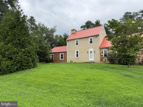 Photo of 467 Hyetts Corner Road, MIDDLETOWN, DE 19709 (MLS # DENC2086978)