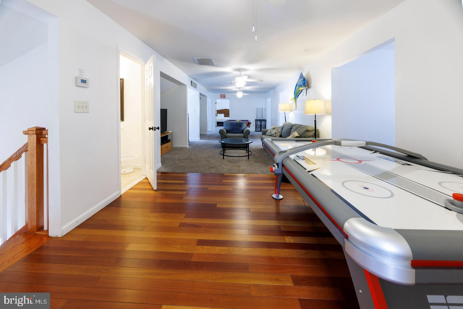 TOWN POINT ESTATES - Residential