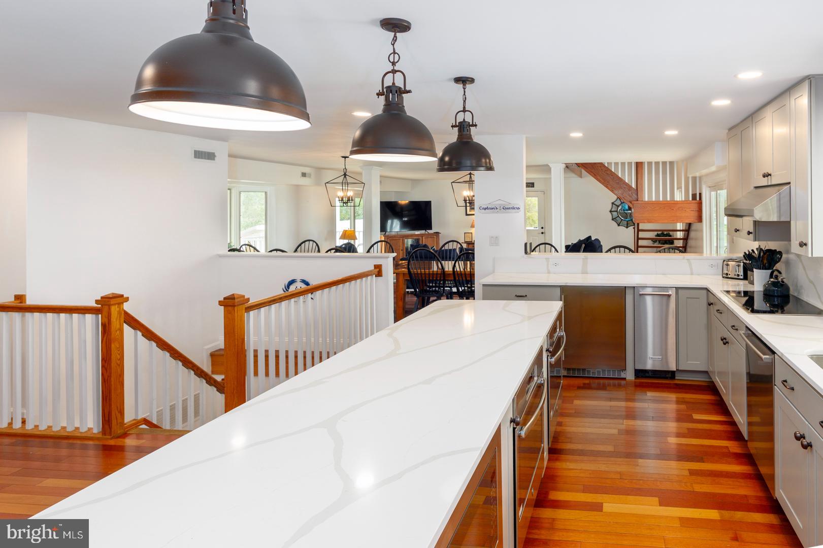 TOWN POINT ESTATES - Residential