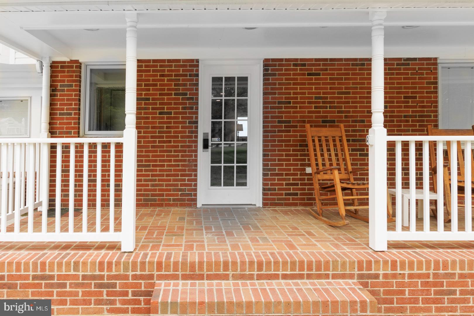 TOWN POINT ESTATES - Residential