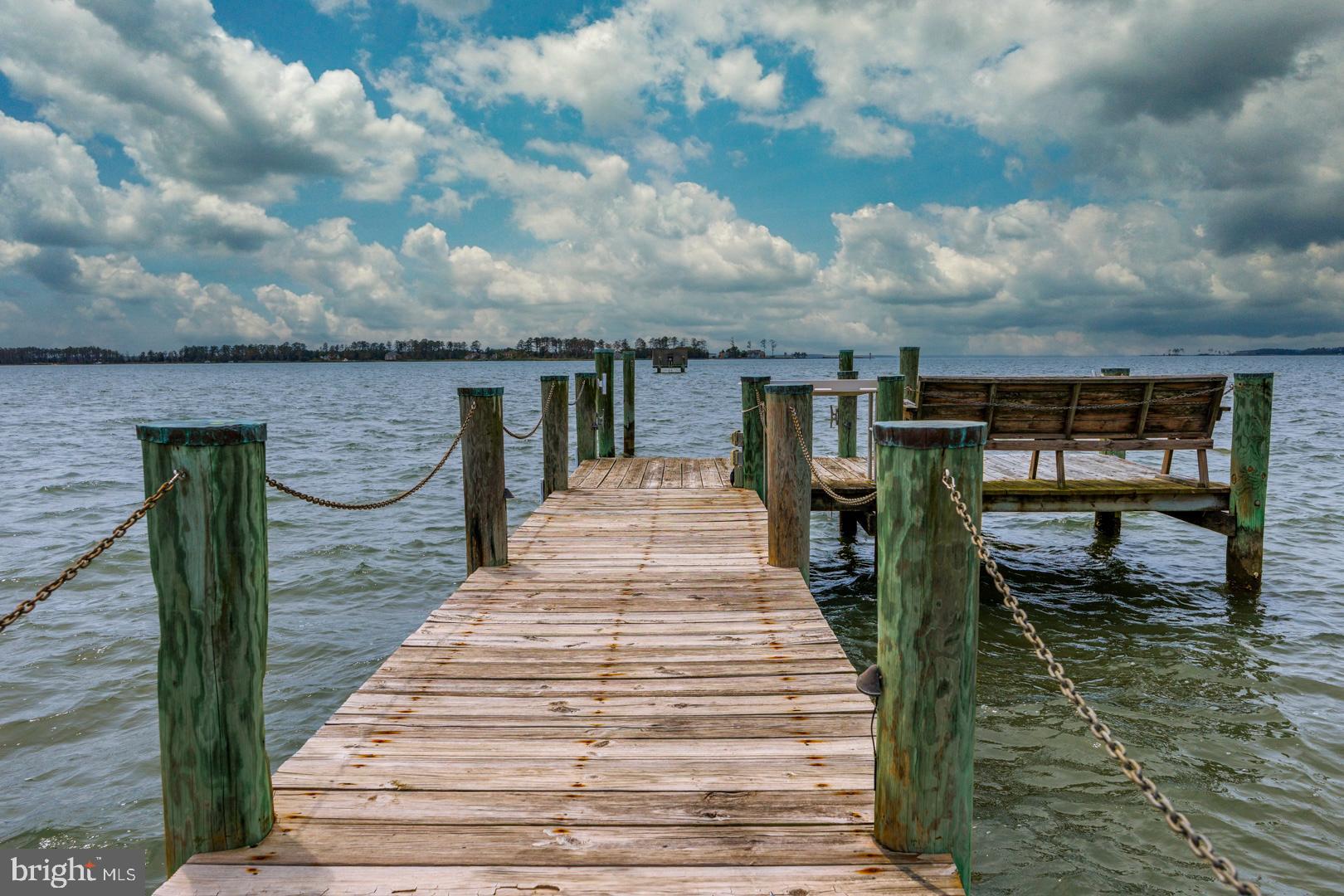 TOWN POINT ESTATES - Residential