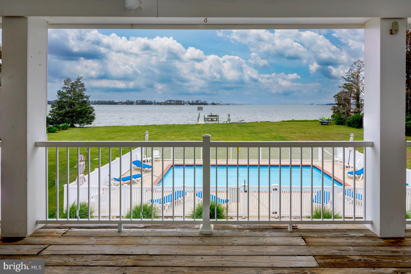 TOWN POINT ESTATES - Residential