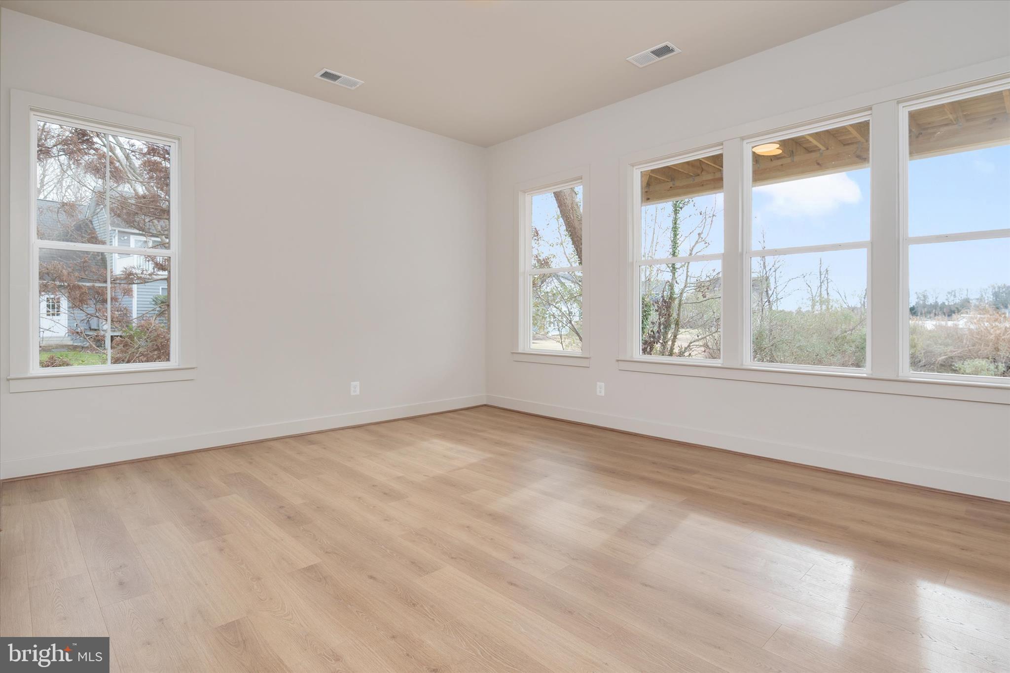 DEALE - Residential