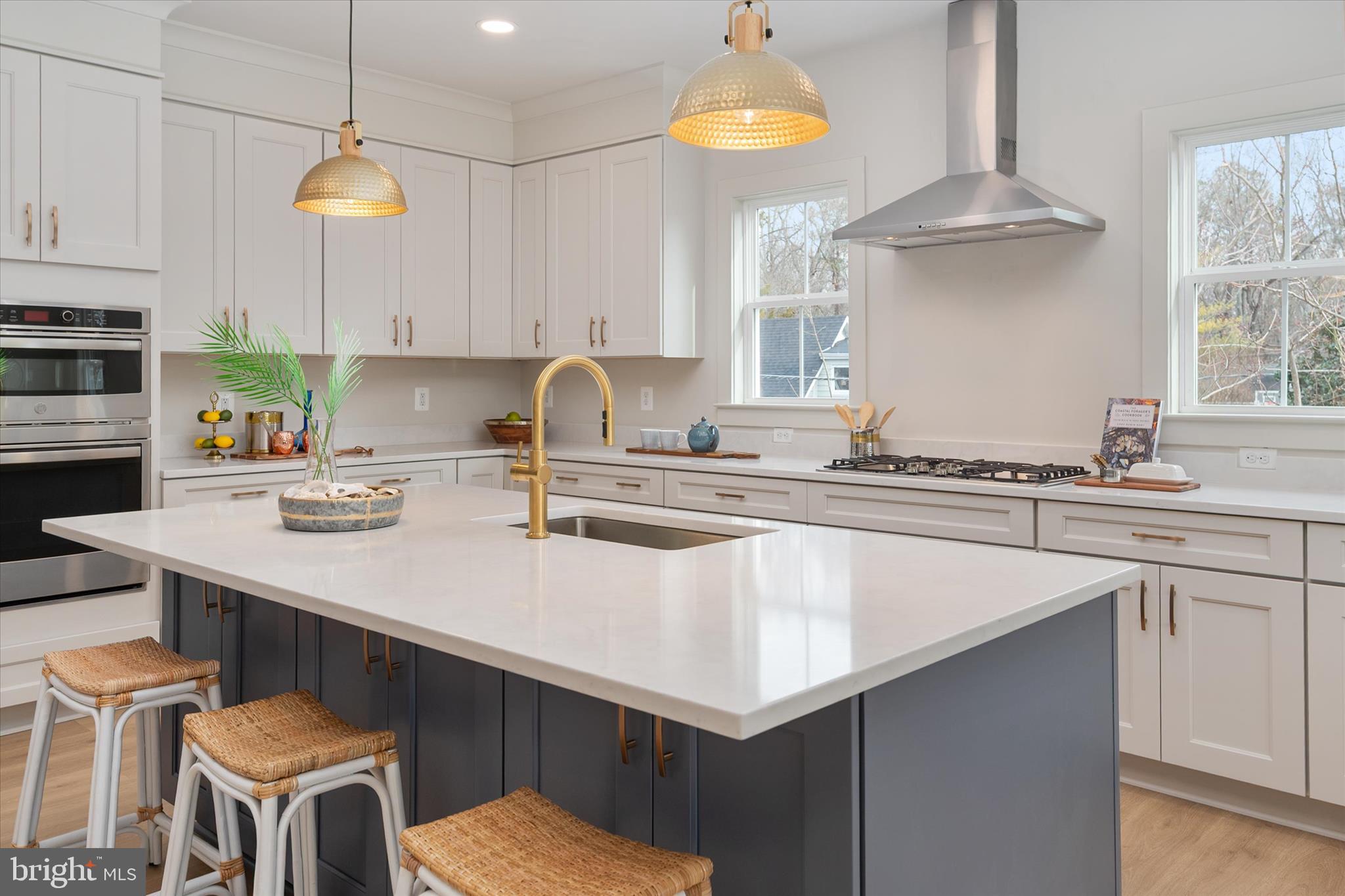 DEALE - Residential