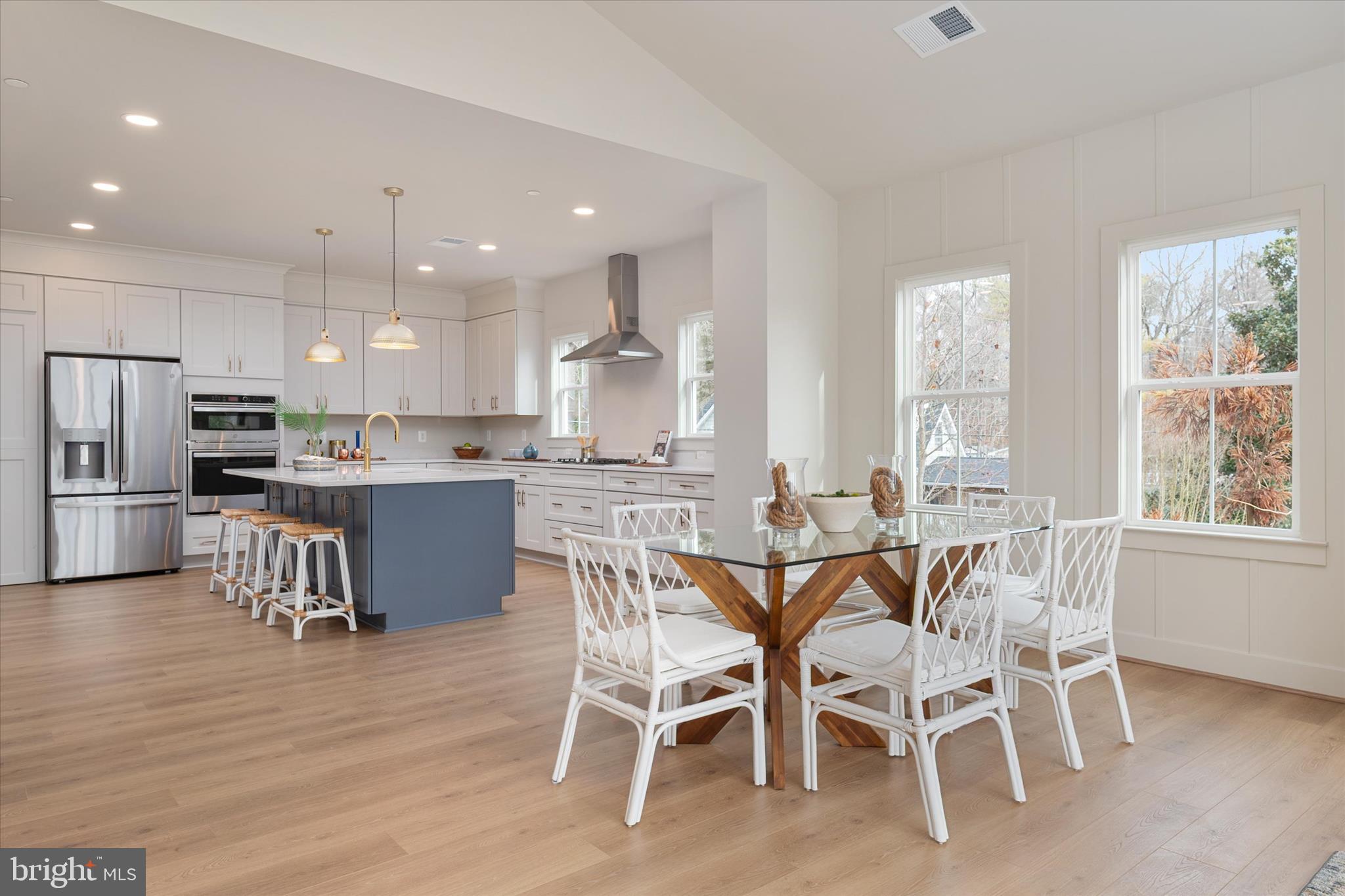 DEALE - Residential