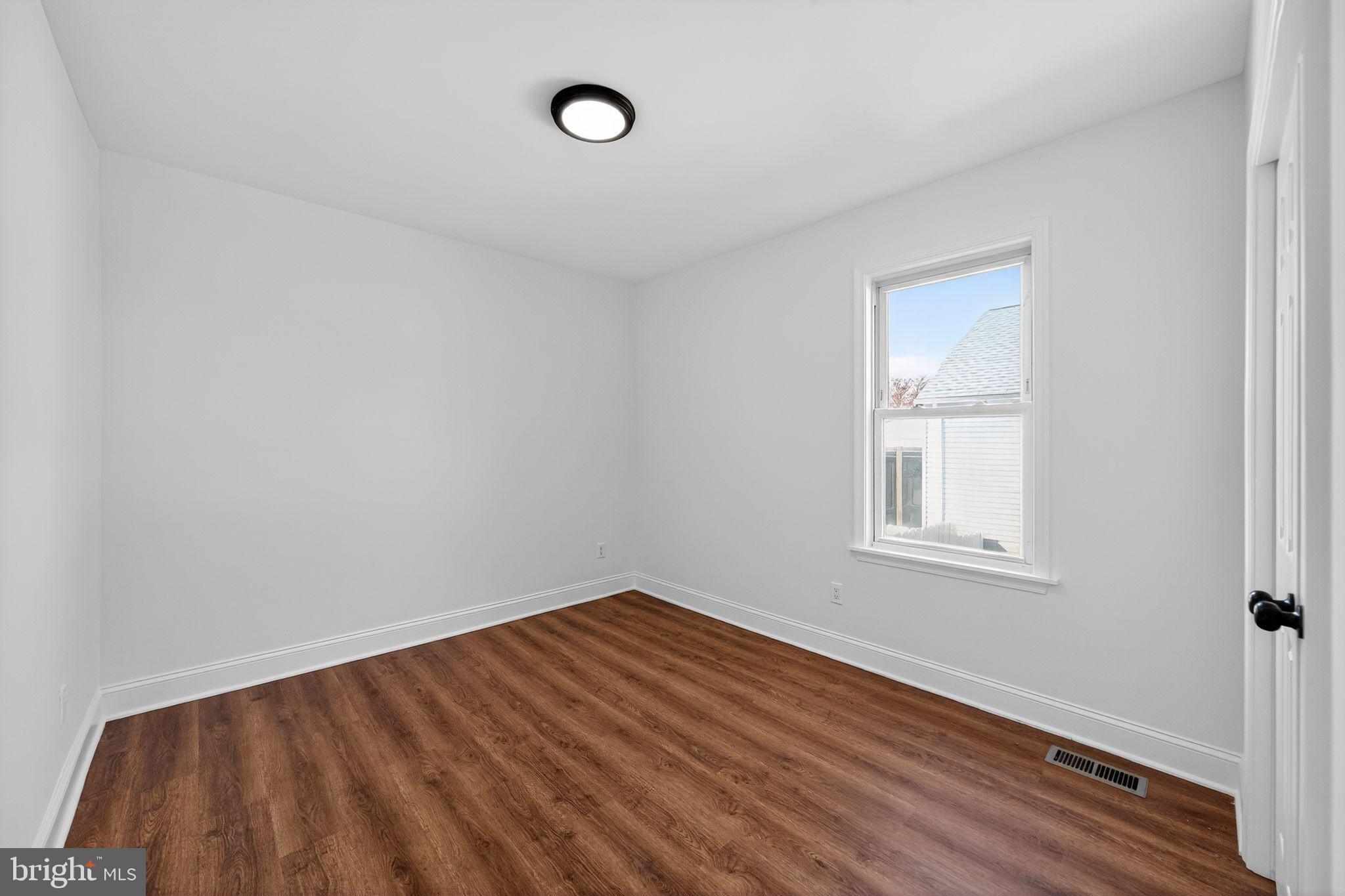 GLEN BURNIE - Residential