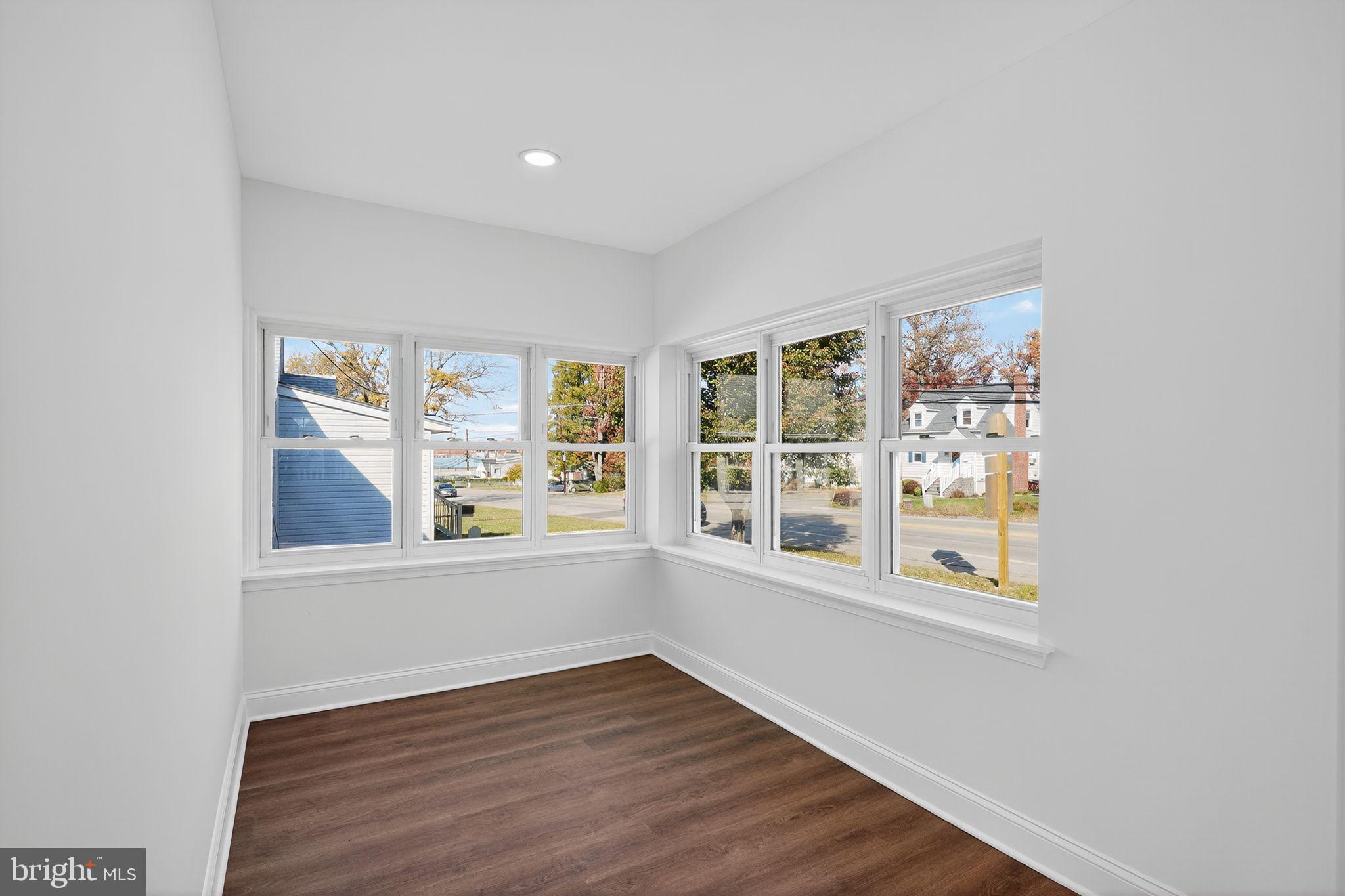 GLEN BURNIE - Residential