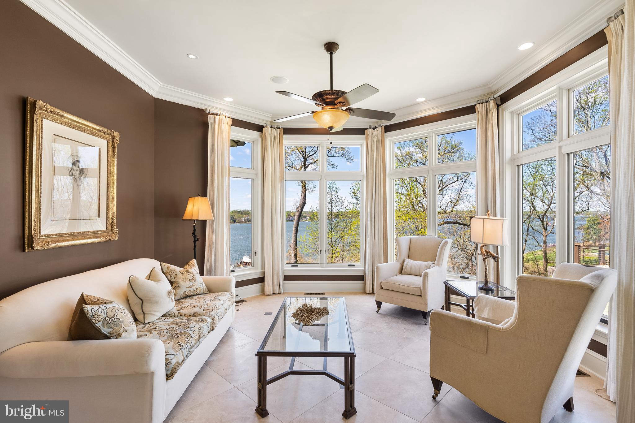 PENDENNIS MOUNT - Residential