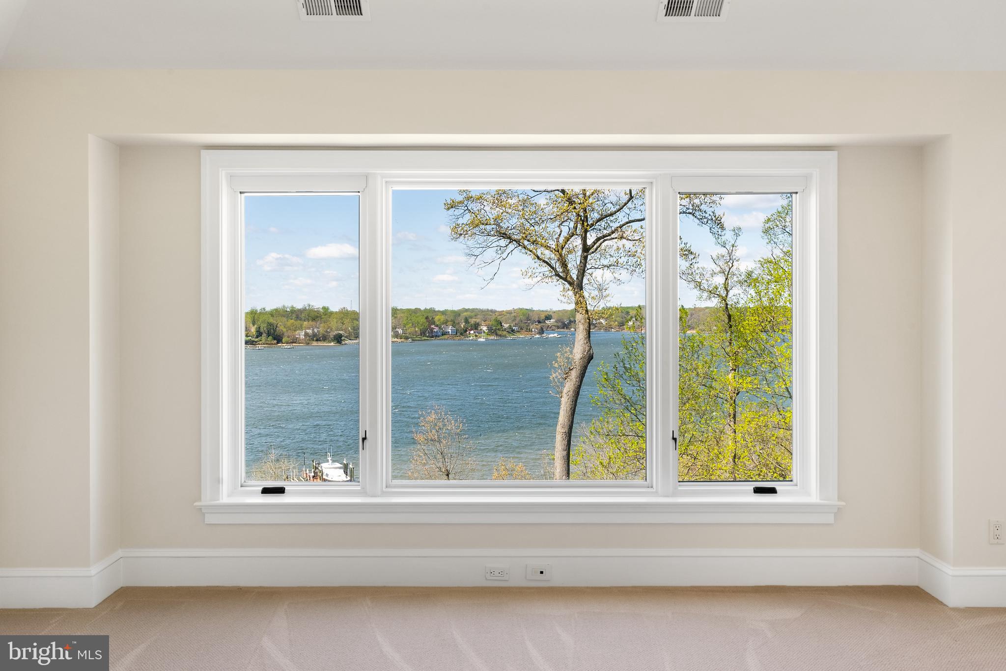 PENDENNIS MOUNT - Residential