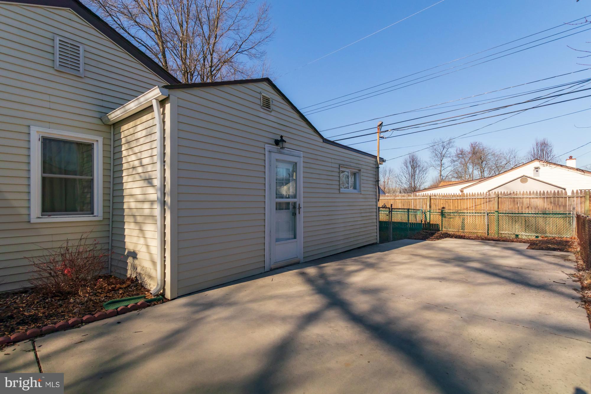 GLEN BURNIE - Residential