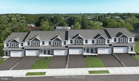 7851 OAK BROOK DRIVE HARRISBURG PA 17112