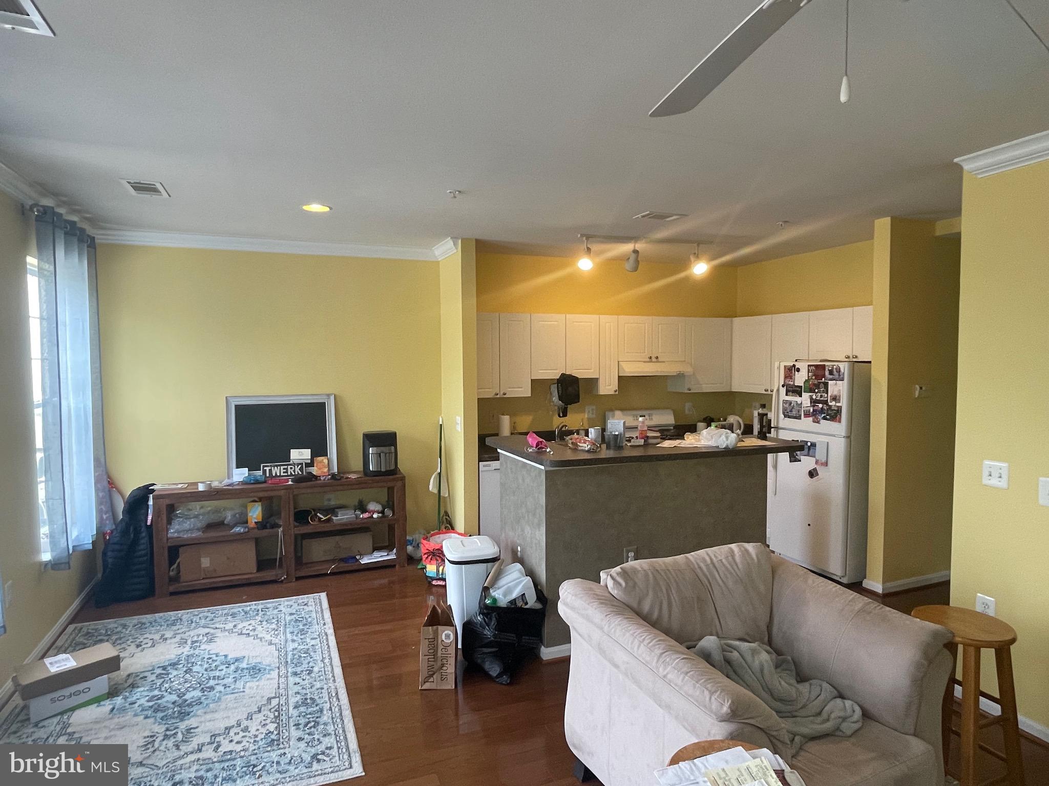 FAIRFAX RIDGE - Residential Lease