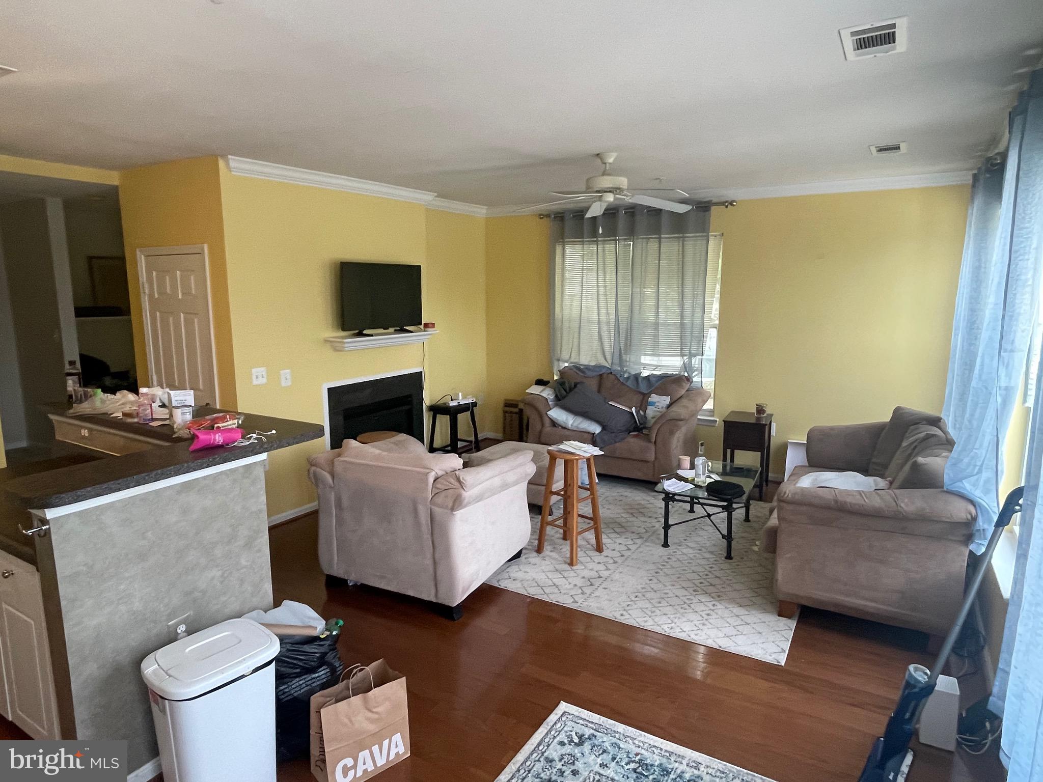 FAIRFAX RIDGE - Residential Lease