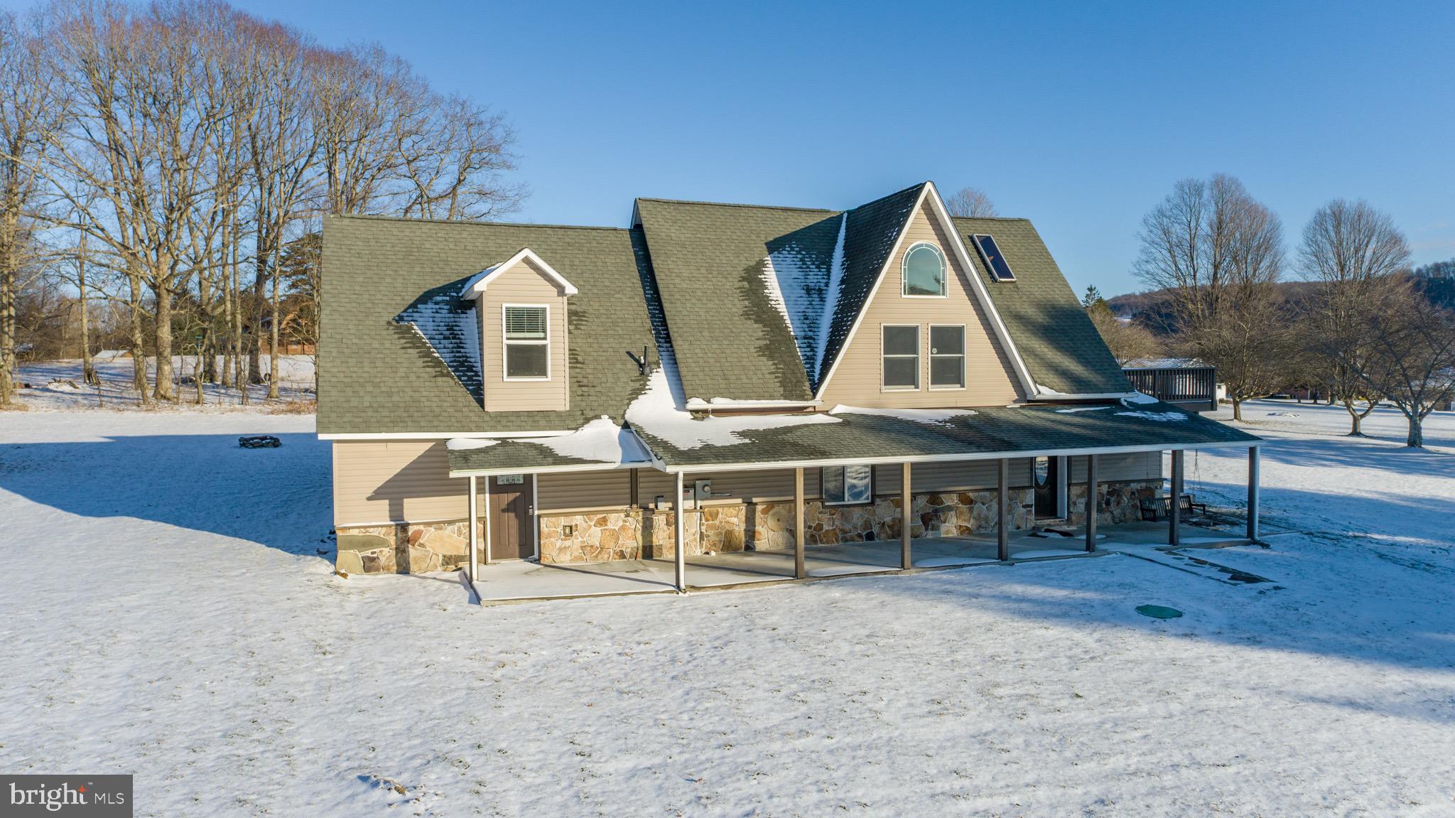 ROLLING OAKS EST - Residential