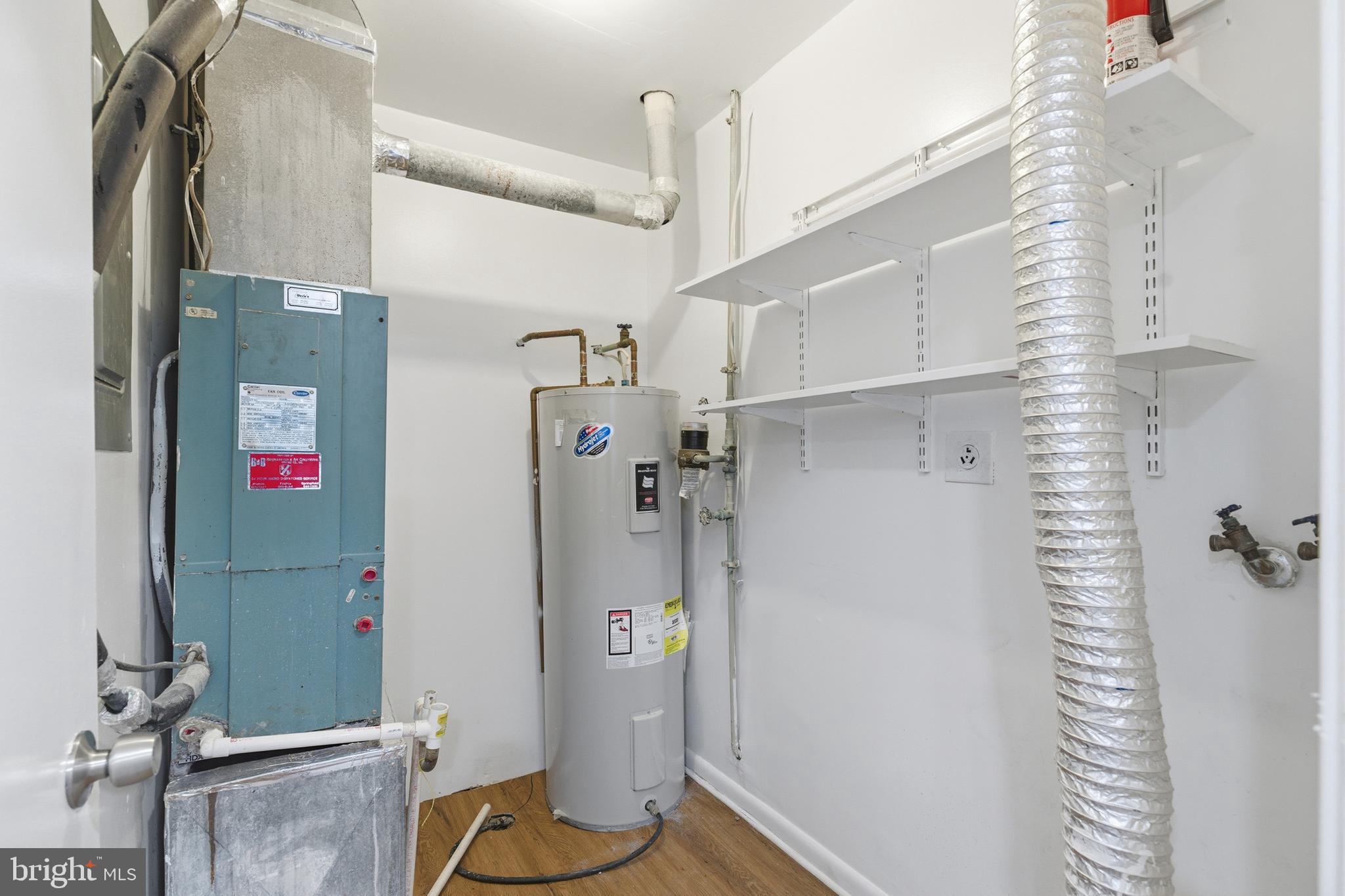 BOSTON RIDGE - Residential