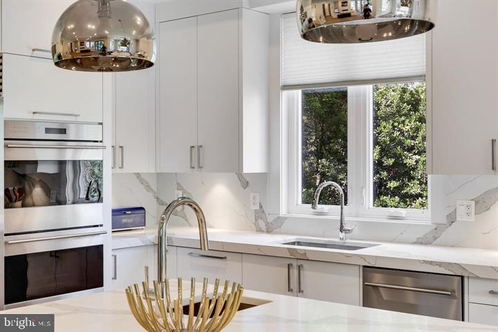 BEAU RIDGE - Residential