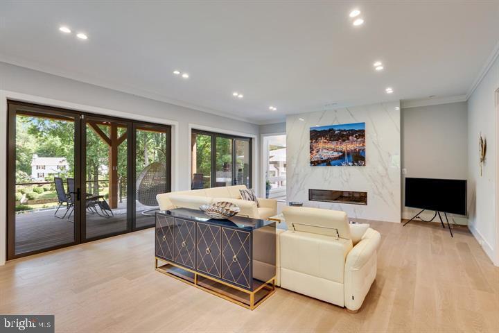 BEAU RIDGE - Residential