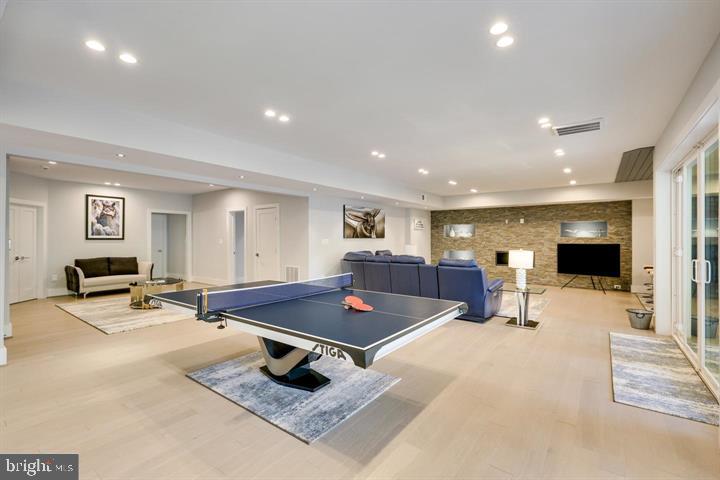 BEAU RIDGE - Residential