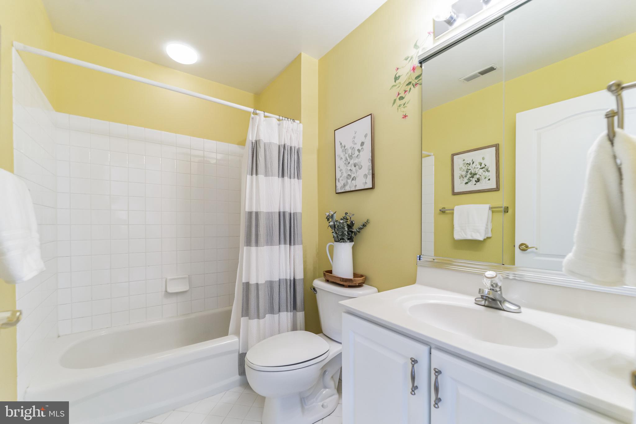 BIG BRANCH OVERLOOK - Residential