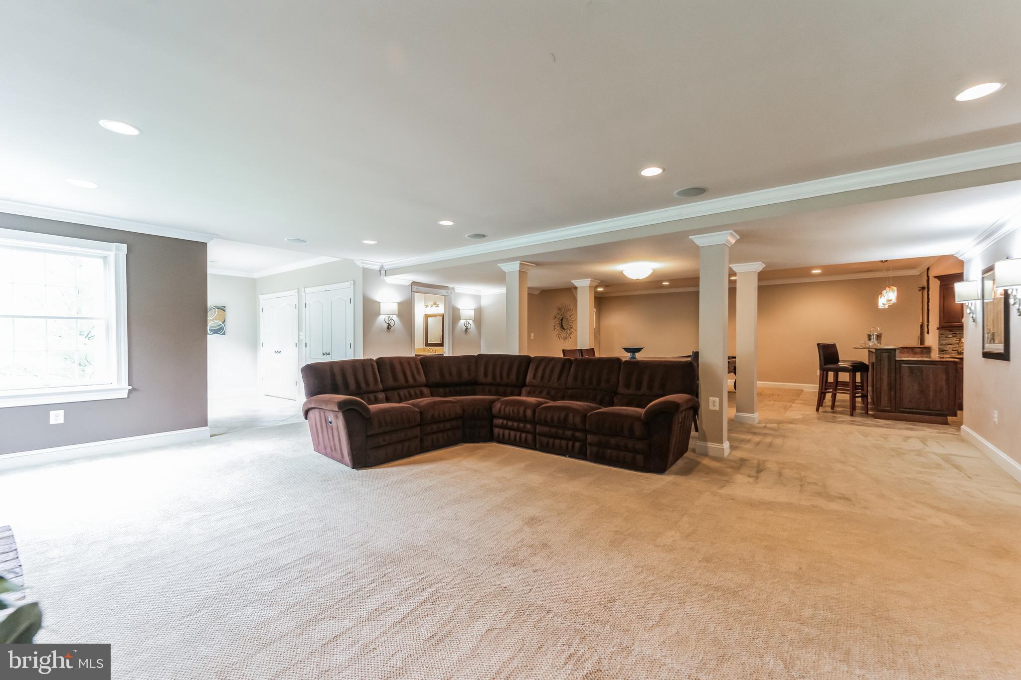 BIG BRANCH OVERLOOK - Residential