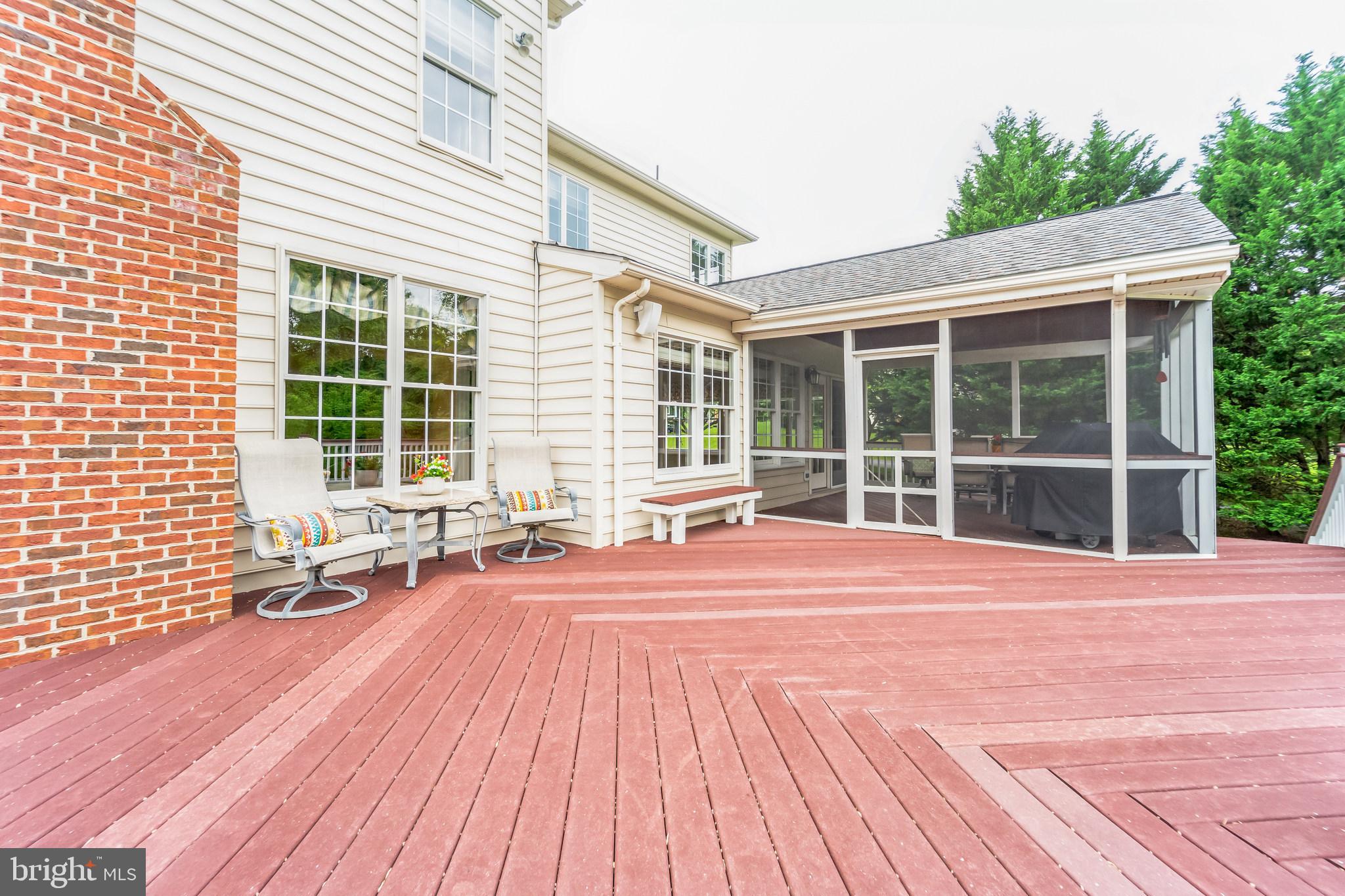 BIG BRANCH OVERLOOK - Residential