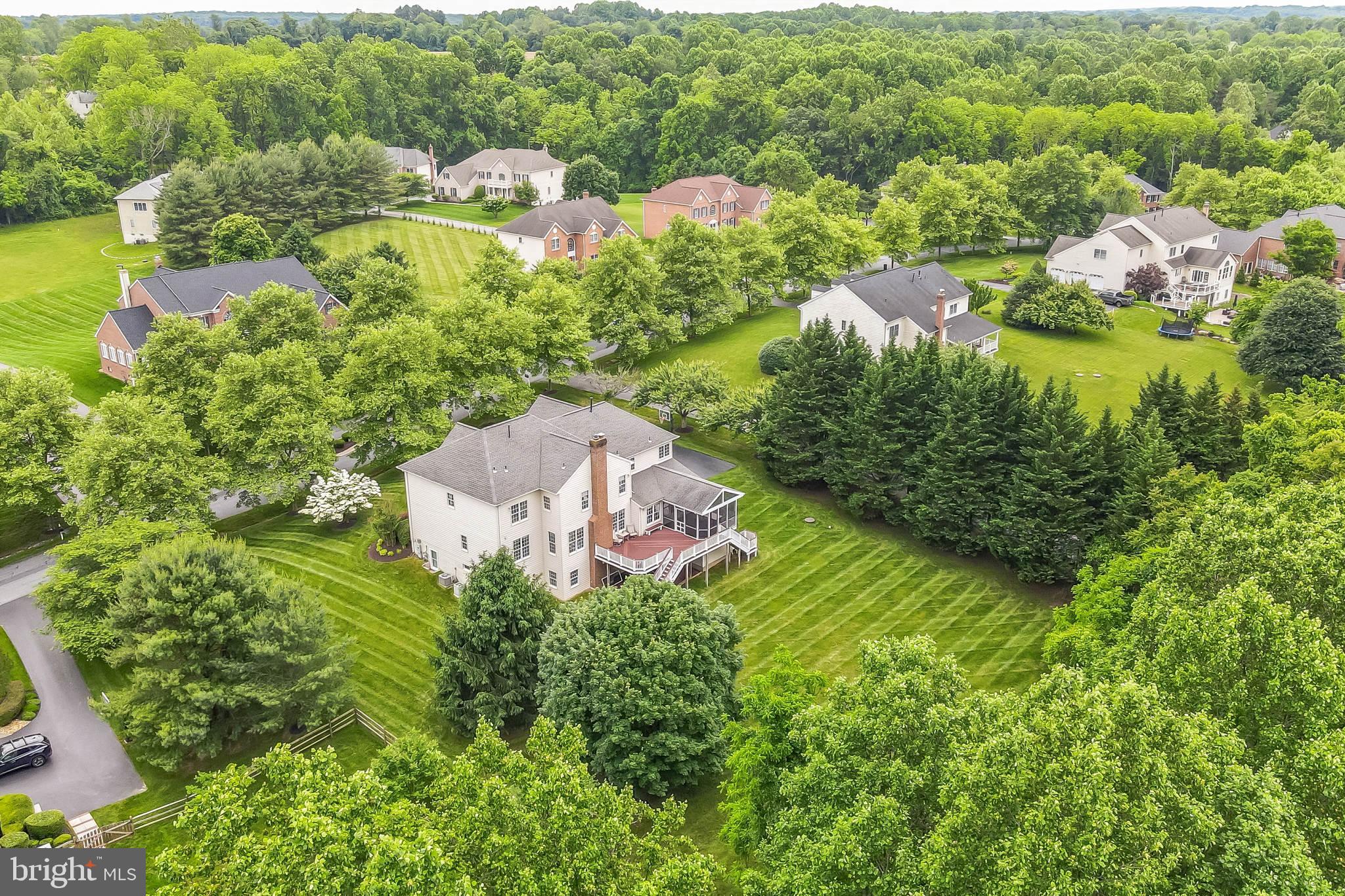BIG BRANCH OVERLOOK - Residential