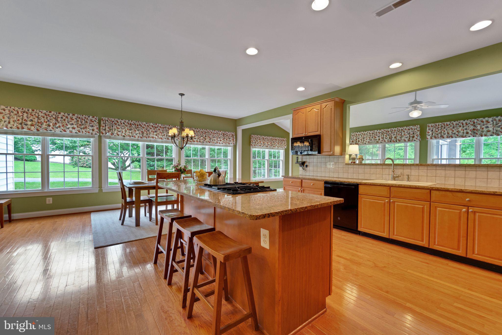 BIG BRANCH OVERLOOK - Residential