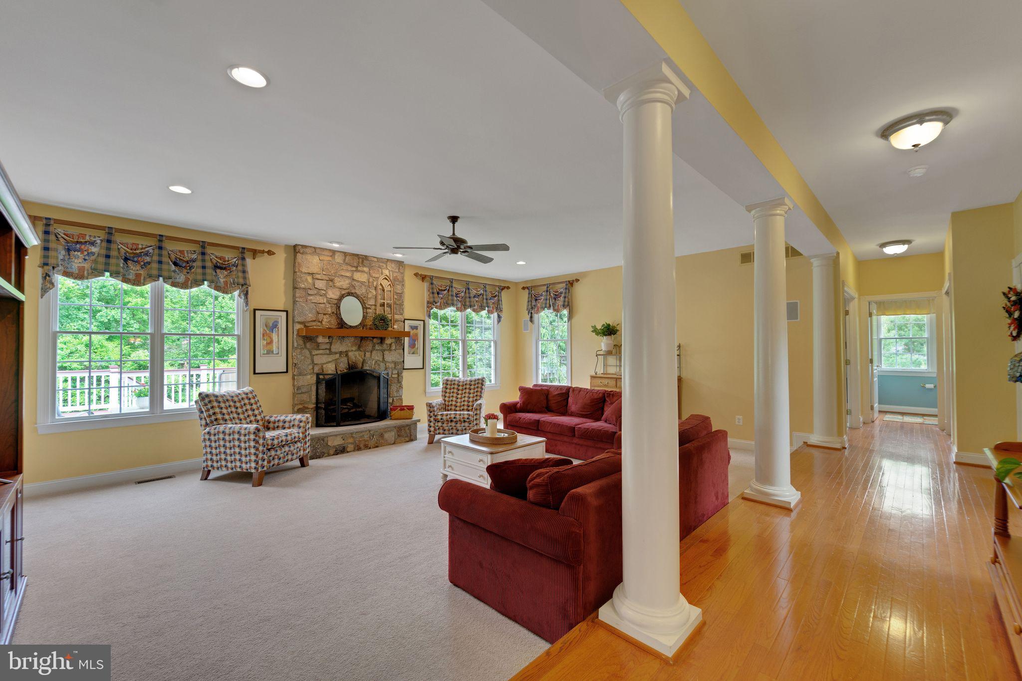 BIG BRANCH OVERLOOK - Residential