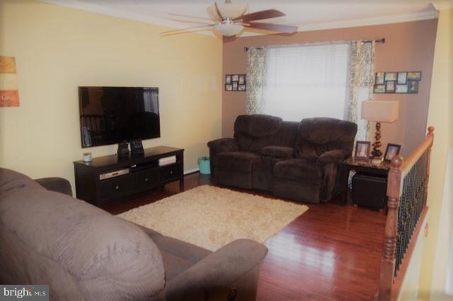 SHANNON SQUARE - Residential