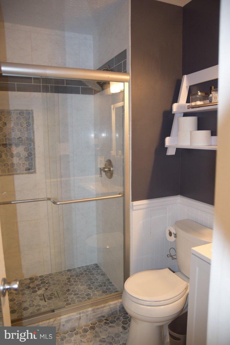 SHANNON SQUARE - Residential