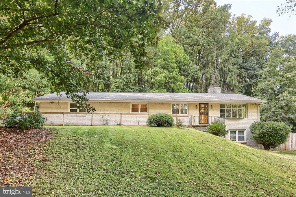 Photo of 5790 Carlisle Road, DOVER, PA 17315 (MLS # PAYK2088984)