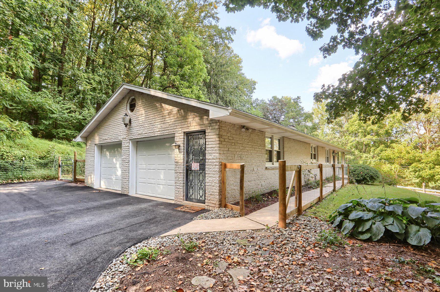 5790 CARLISLE ROAD