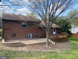 LINCOLNIA HILLS - Residential Lease